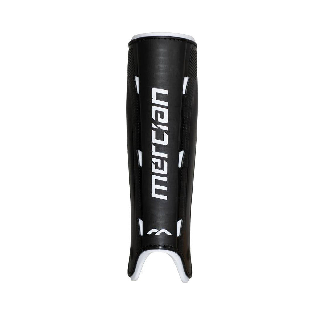 Mercian SGGE26BLK black hockey shin guards front view with lightweight hard-shell protection, anatomical fit and vertical Mercian branding.